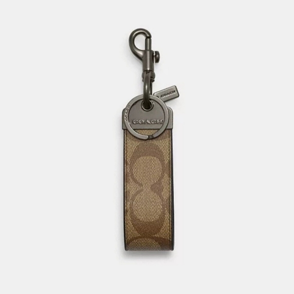 Coach signature